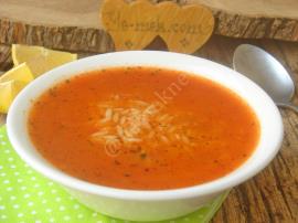 Salçalı Arpa Şehriye Çorbası