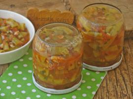 Domates Soslu Biber Turşusu