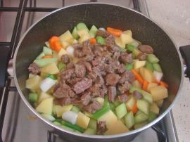 Etli Pırasa Yemeği