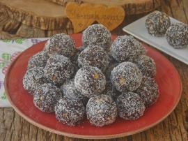 Hindistan Cevizli Bisküvi Topları