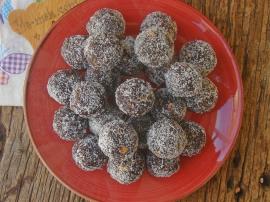 Hindistan Cevizli Bisküvi Topları