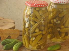 Sıcak Suyla Kornişon Turşusu