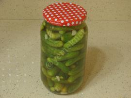 Sıcak Suyla Kornişon Turşusu