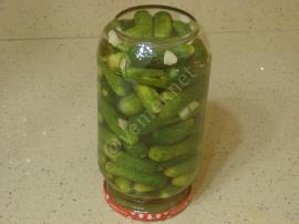 Sıcak Suyla Kornişon Turşusu