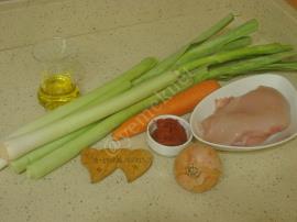 Tavuklu Pırasa Yemeği