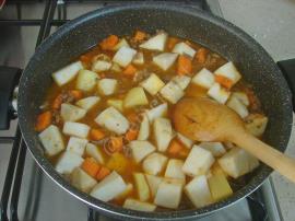 Kıymalı Kereviz Yemeği