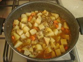 Kıymalı Kereviz Yemeği