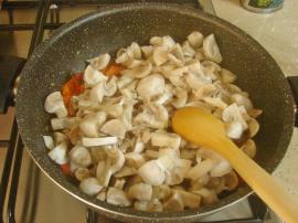 Sebzeli Mantar Yemeği