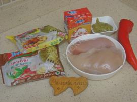 Pesto Soslu Tavuklu Noodle