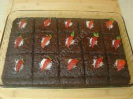 Browni Tadında Islak Kek