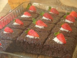 Browni Tadında Islak Kek