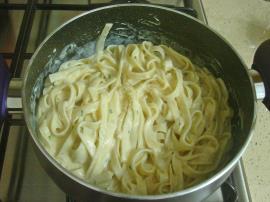 Alfredo Soslu Fettucine