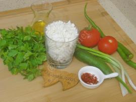 Çökelek Salatası