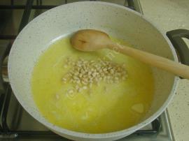 Fıstıklı İrmik Helvası