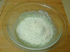 Mayasız Peynirli Dereotlu Poğaça