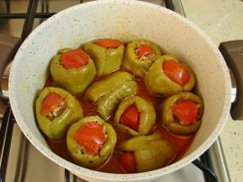 Buzluktan Çıkan Dolmalık Biber İle Biber Dolması