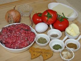 Güveçte Soslu Köfte