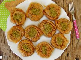 Baklavalık Yufkadan Bülbül Yuvası