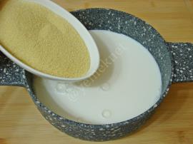 İki Renkli Sütlü İrmik Tatlısı