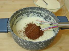 İki Renkli Sütlü İrmik Tatlısı