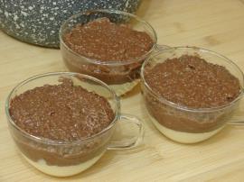 İki Renkli Sütlü İrmik Tatlısı