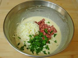 Tavada Yufkasız Börek