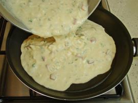 Tavada Yufkasız Börek