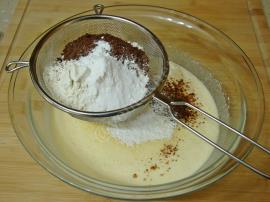 Vişneli Çikolatalı Kek