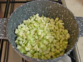 Domatesli Kabak Çorbası