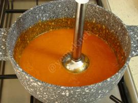 Domatesli Kabak Çorbası