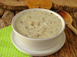 Mercimekli Erişteli Yoğurt Çorbası
