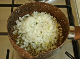 Mercimekli Erişteli Yoğurt Çorbası