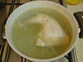 Tavuklu Un Çorbası