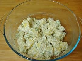 Hardallı Patates Salatası