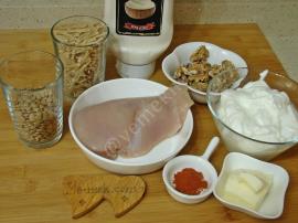 Tavuklu Erişte Salatası