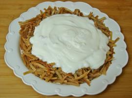 Yoğurtlu Kıymalı Erişte