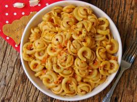 Kremalı Domatesli Makarna