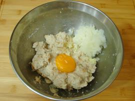 Bayat Ekmek Köftesi