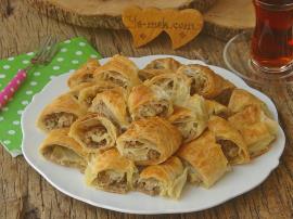 Fırında Kıymalı Börek