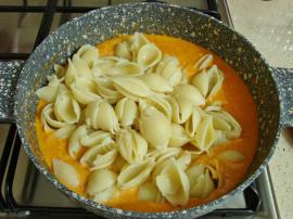 Gigi Hadid Makarnası