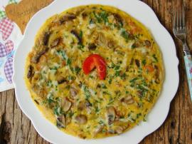 Soğanlı Mantarlı Omlet