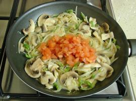 Soğanlı Mantarlı Omlet