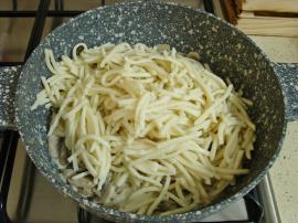 Kremalı Mantarlı Erişte