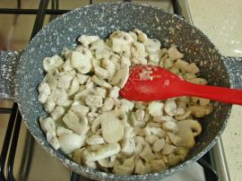 Tavuklu Ispanaklı Makarna