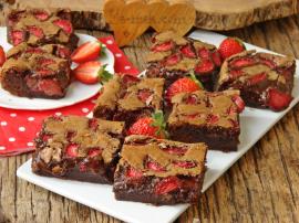 Çilekli Brownie
