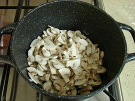 Mantarlı Kuskuslu Tavuk Çorbası