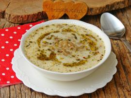Yoğurtlu Yeşil Mercimek Çorbası