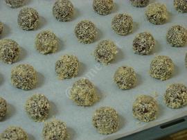 Kakaolu Susamlı Kurabiye