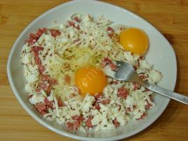 Fırında Peynirli Sucuklu Ekmek