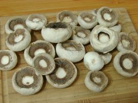 Tavada Kaşarlı Mantar